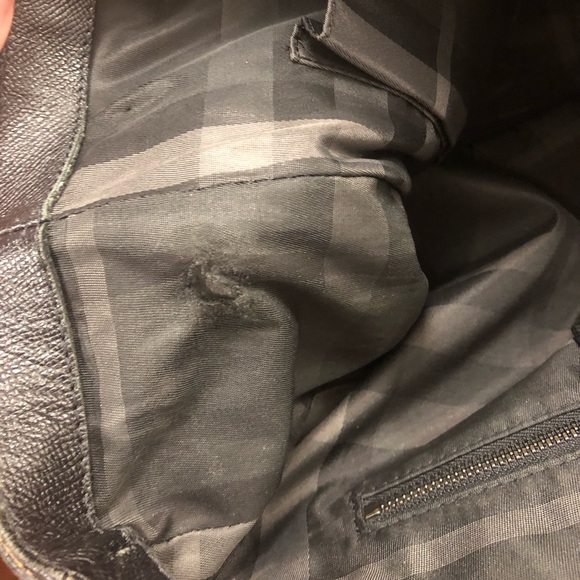 ⚡️SOLD⚡️ Burberry Messenger Bag - Picture 8 of 8